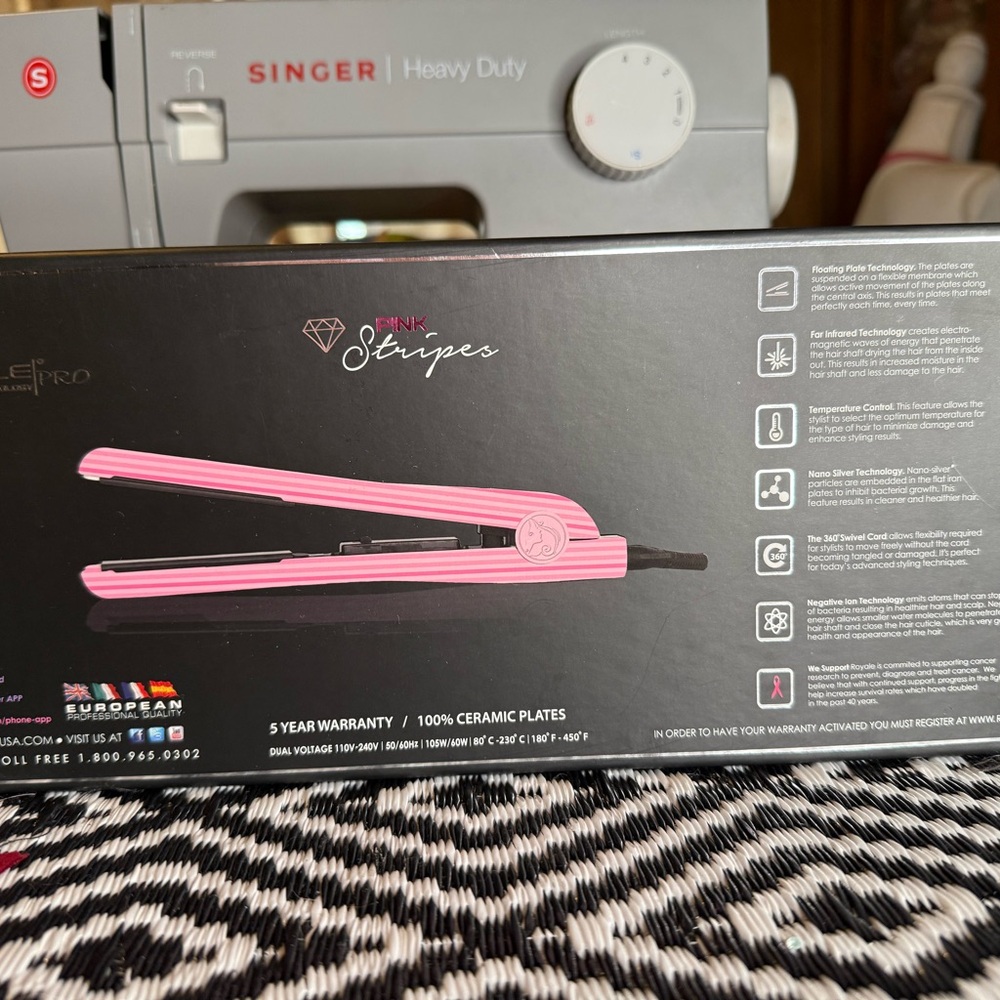 Pink Ceramic Hair Straightener - Picture 3 of 5